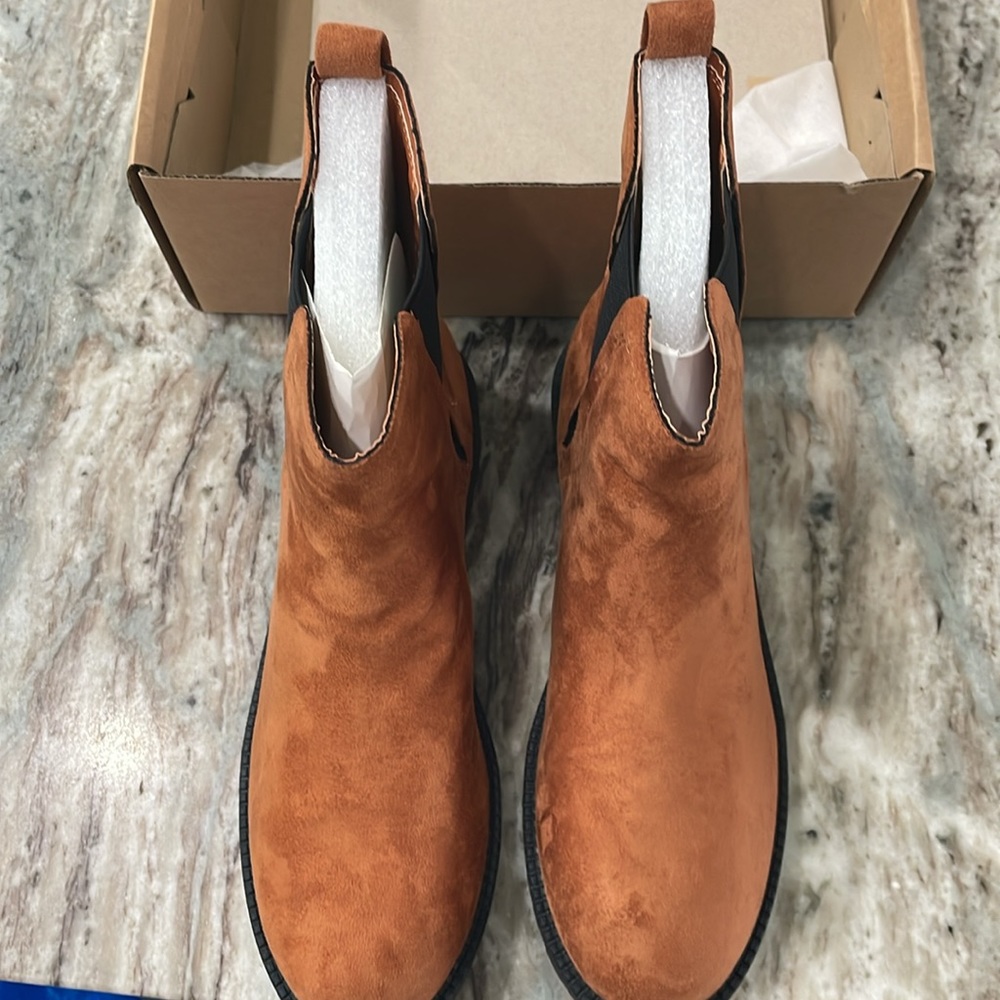 Classic low heel ankle boot - Picture 4 of 6